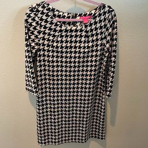 Sunny Leigh Black and White Polyester Dress with Exposed Back Zipper, Size Large